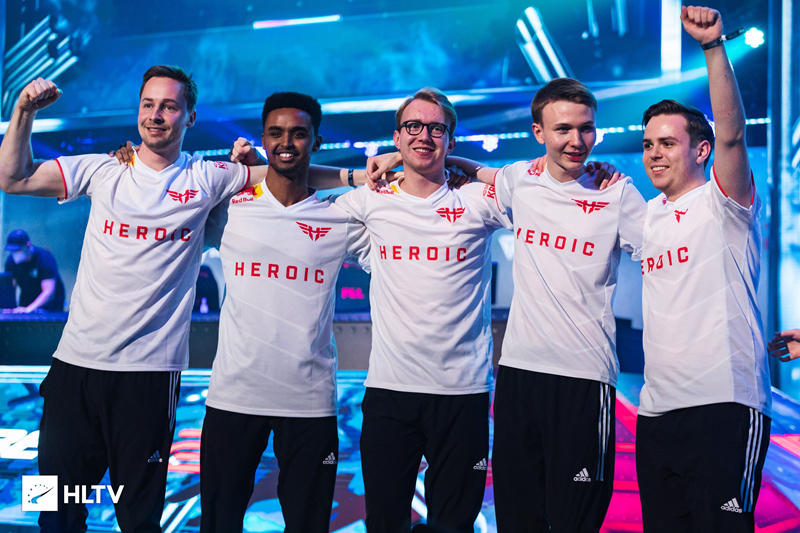 祖国感到自 祖国感到自