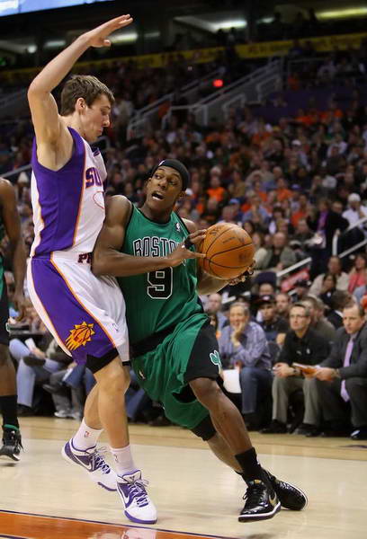 须全神贯注 须全神贯注