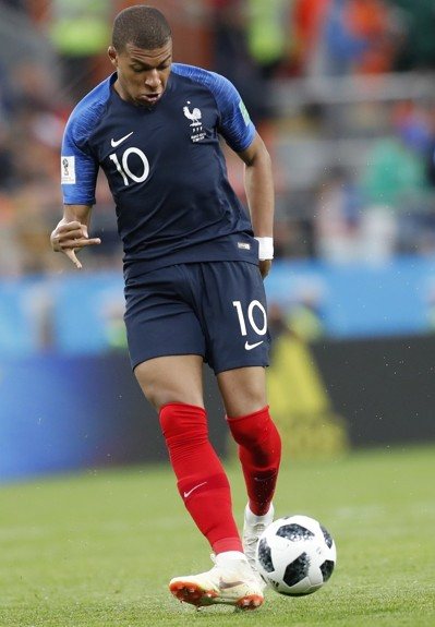 体现出对轮 体现出对轮